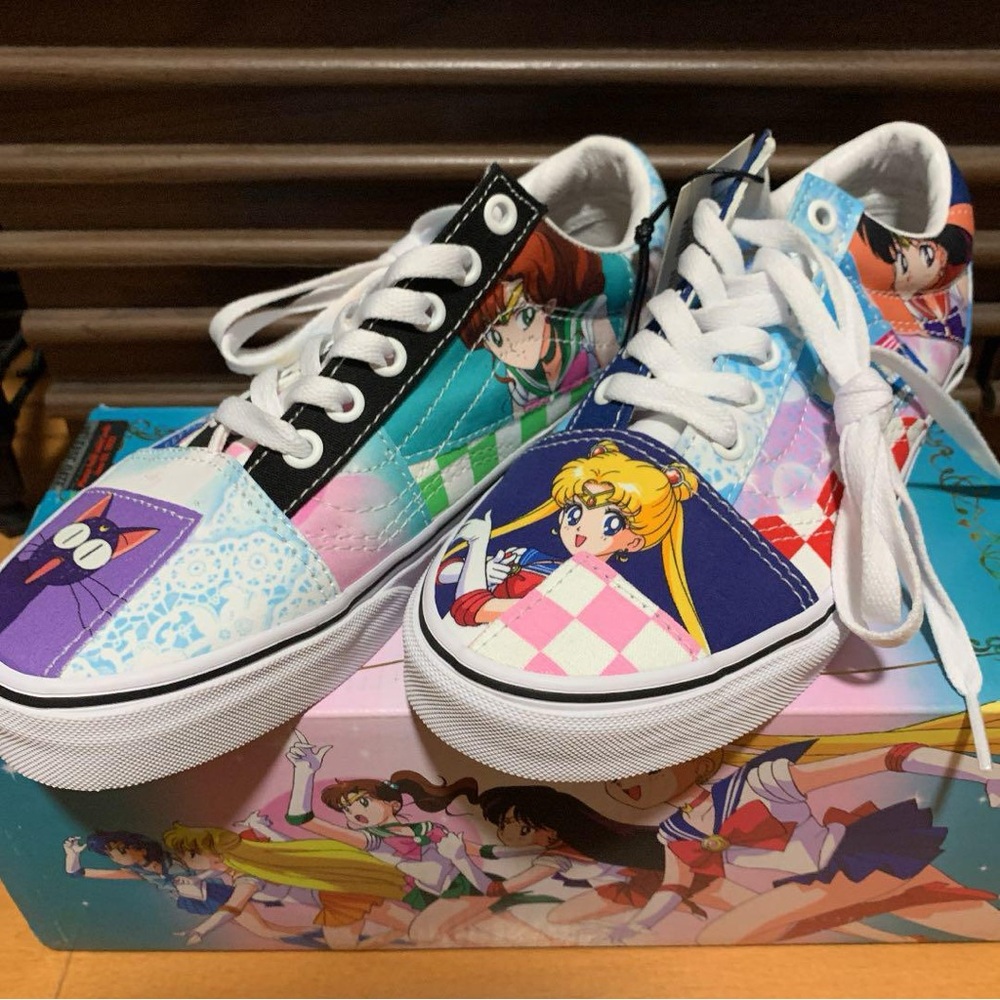 Vans Multicolor Anime Print Sneakers